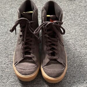 Nike Blazer Mid 77